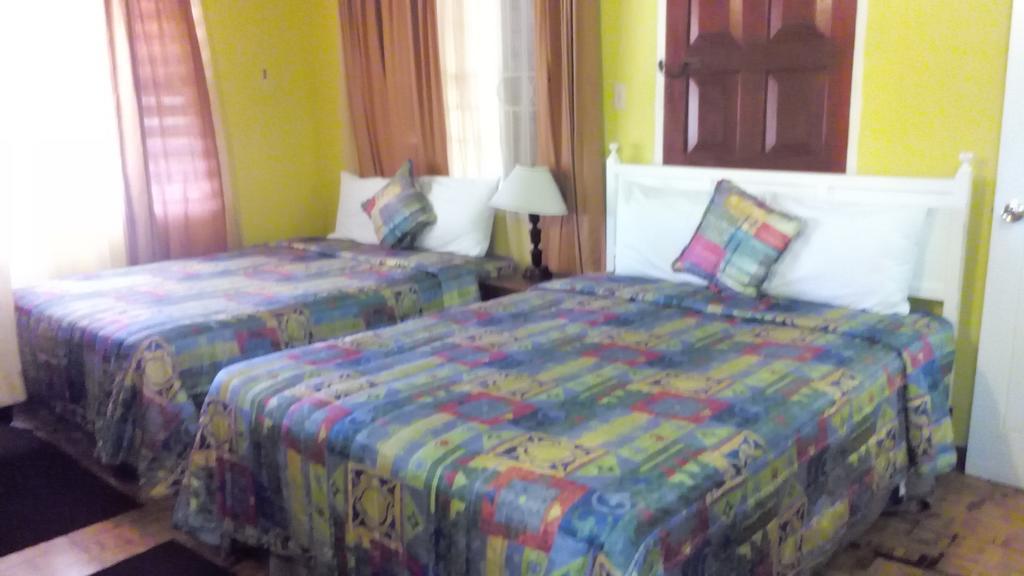 Silver Creek Resort Runaway Bay Eksteriør billede