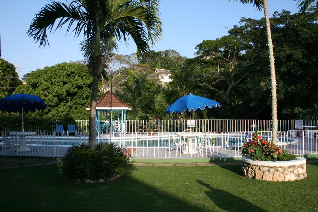 Silver Creek Resort Runaway Bay Eksteriør billede